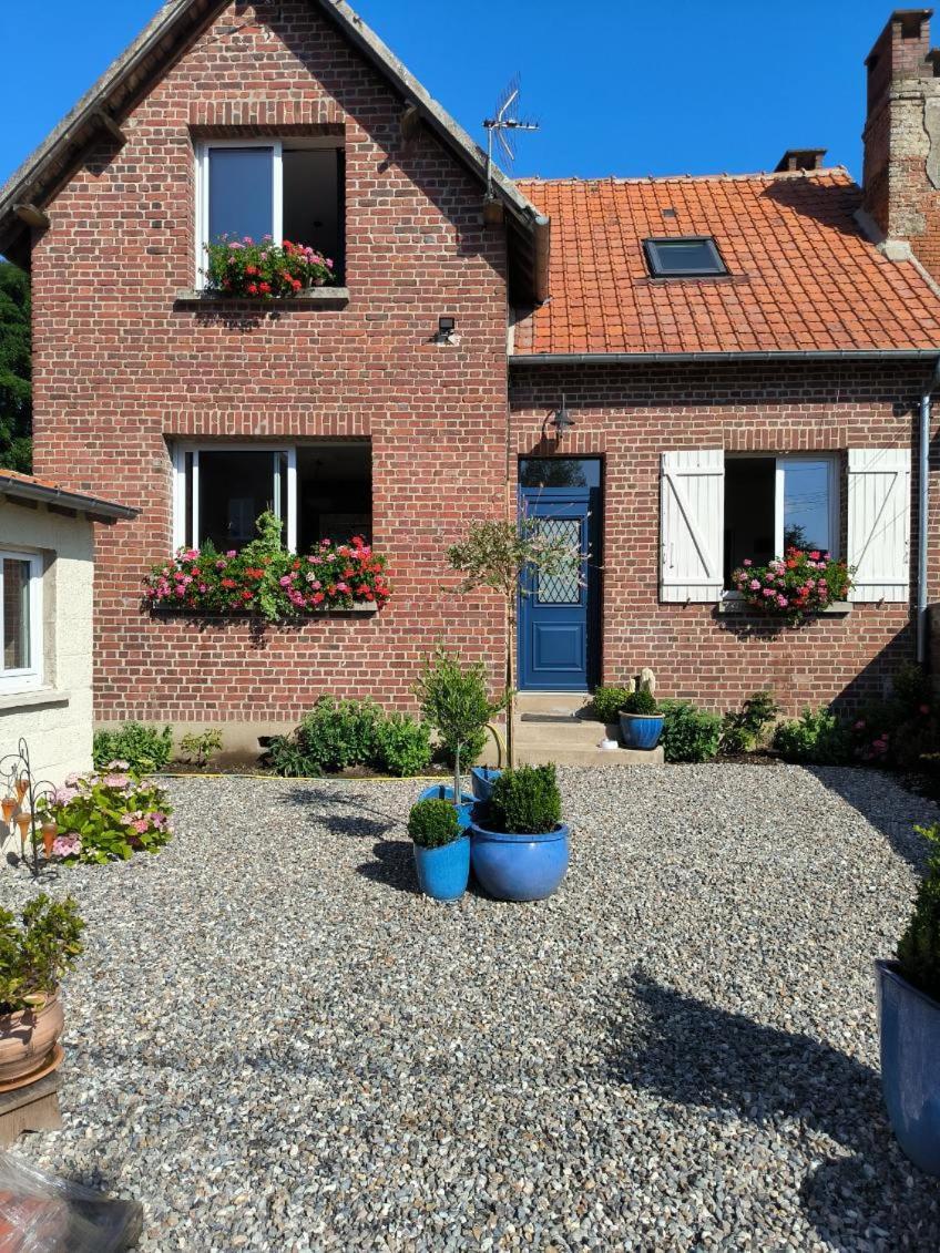 Chez Bruno Apartment Senarpont Exterior photo